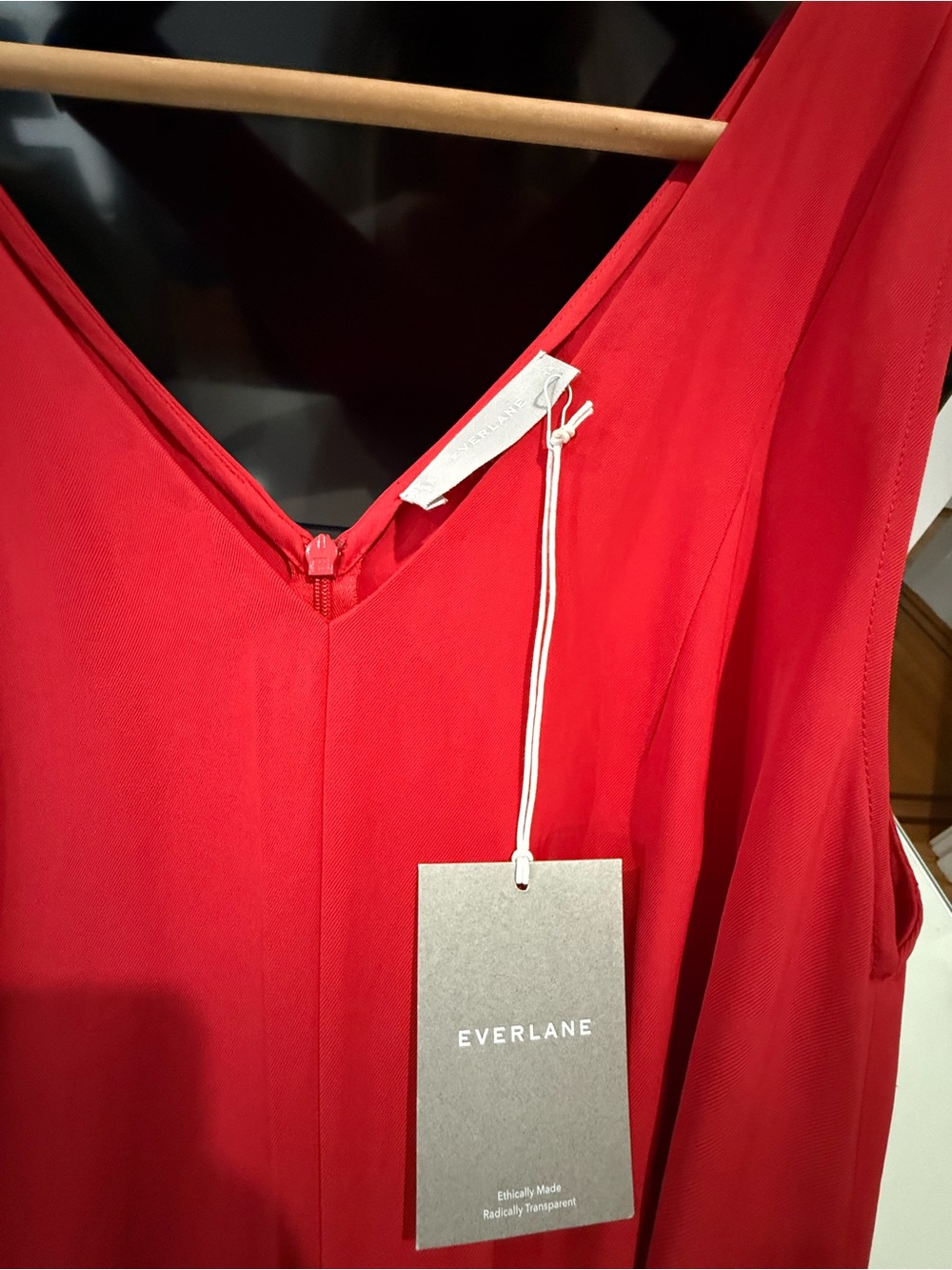 Everlane Red Sleeveless V-Neck Belted Jumpsuit - Picture 5 of 7